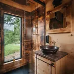 Tinyhouse Western Apartman